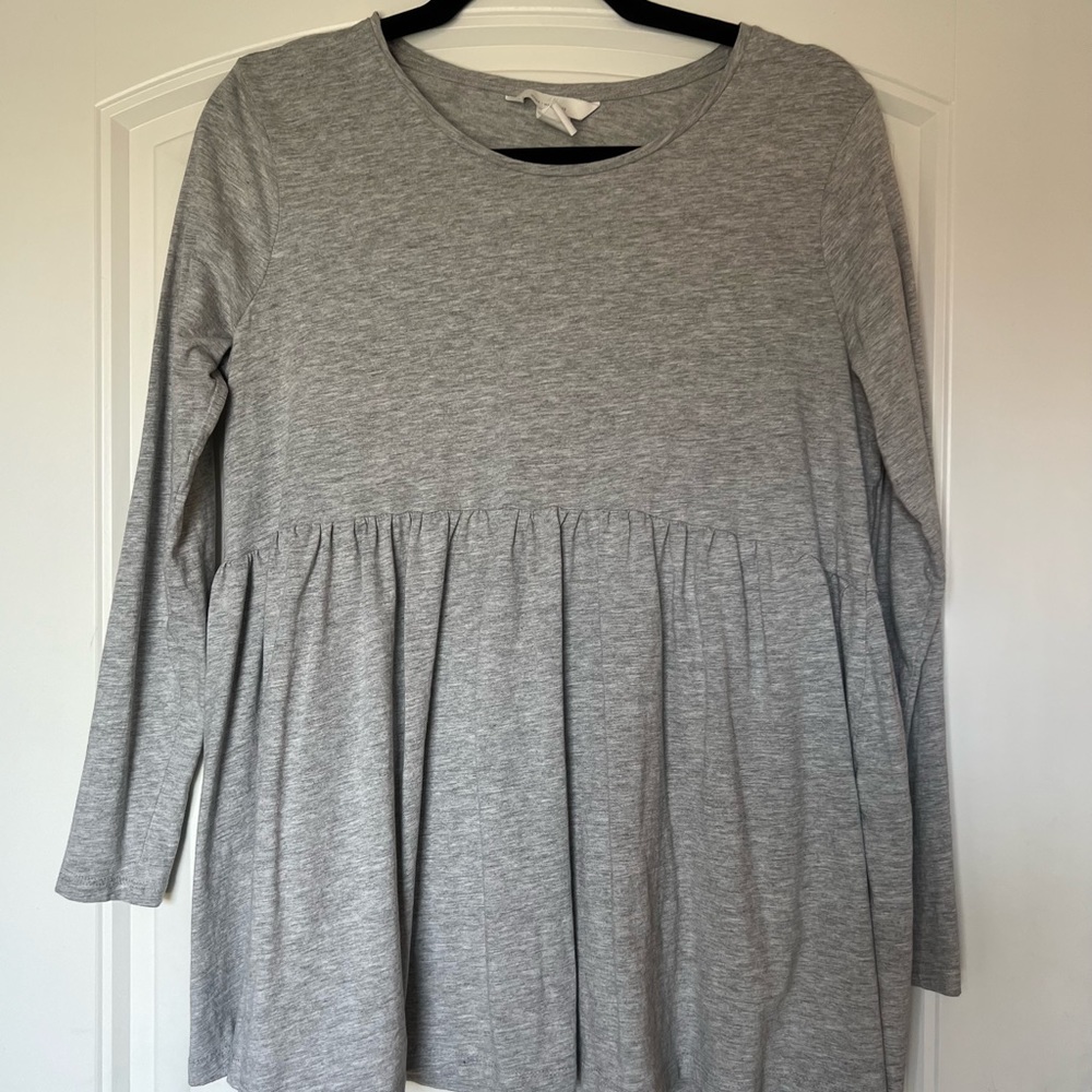 H&M Maternity Top Size Medium